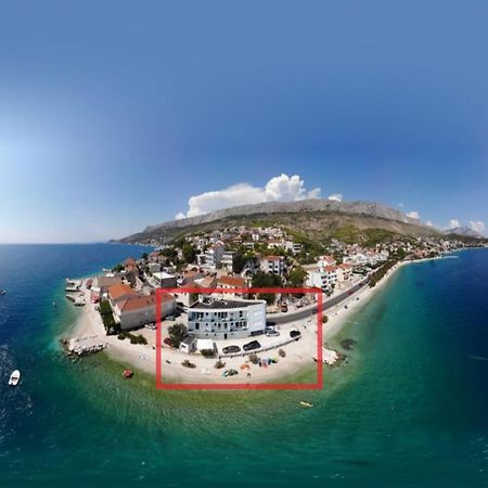 Ferienwohnung Absolute Beach Holidays Dugi Rat Exterior foto