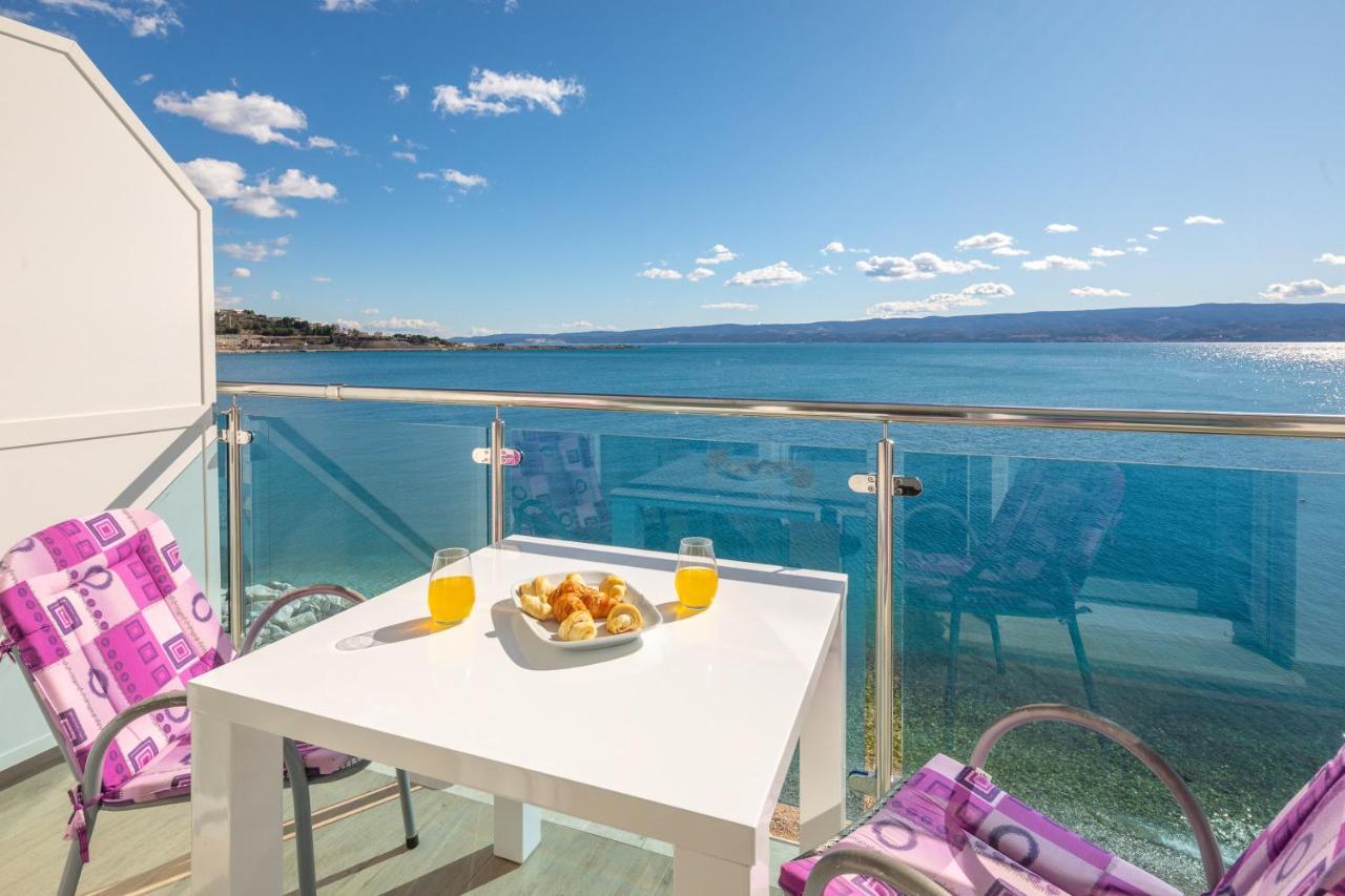 Ferienwohnung Absolute Beach Holidays Dugi Rat Exterior foto