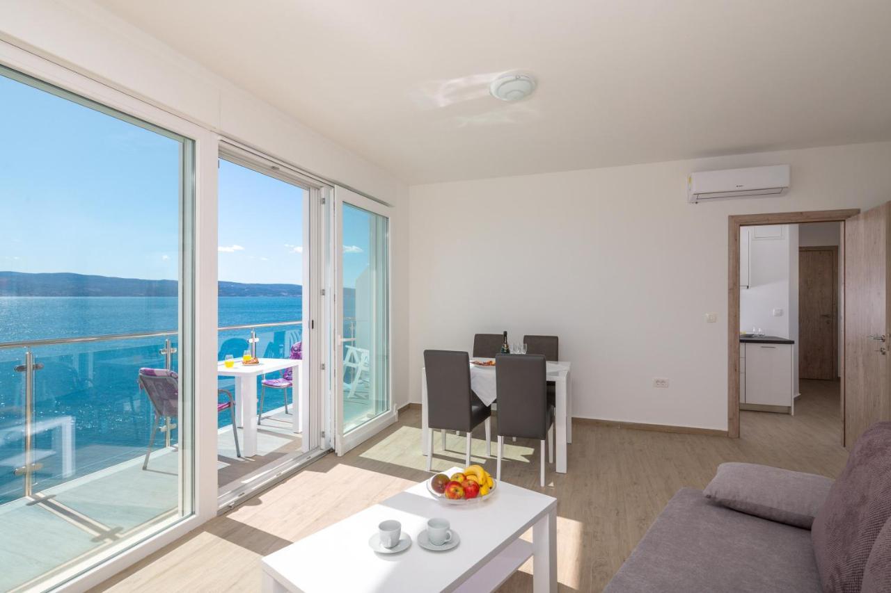 Ferienwohnung Absolute Beach Holidays Dugi Rat Exterior foto