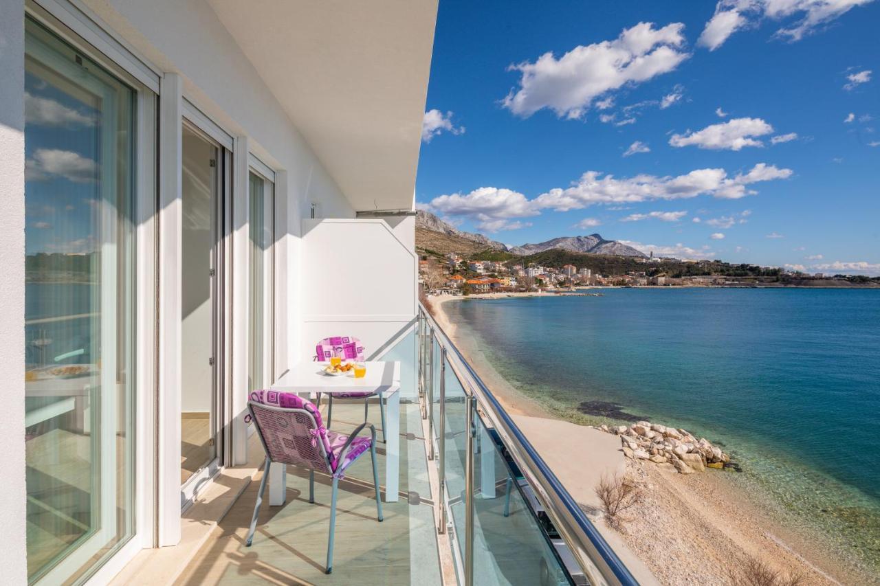 Ferienwohnung Absolute Beach Holidays Dugi Rat Exterior foto
