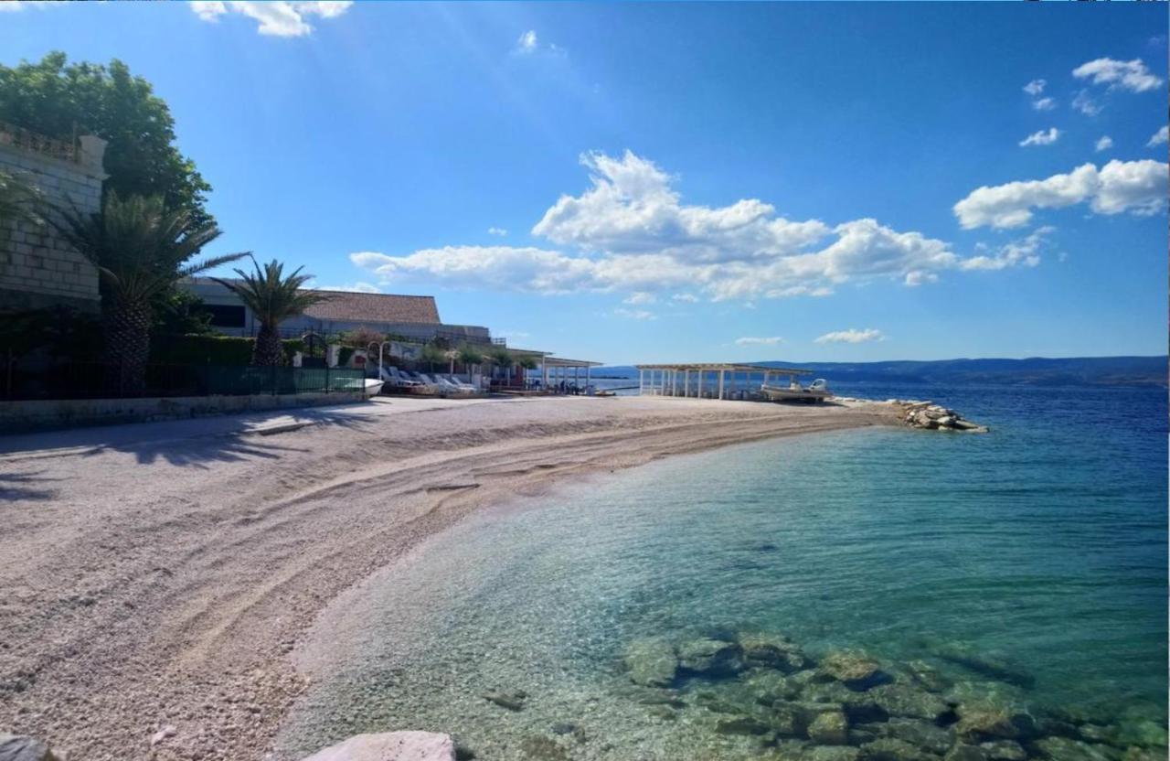 Ferienwohnung Absolute Beach Holidays Dugi Rat Exterior foto
